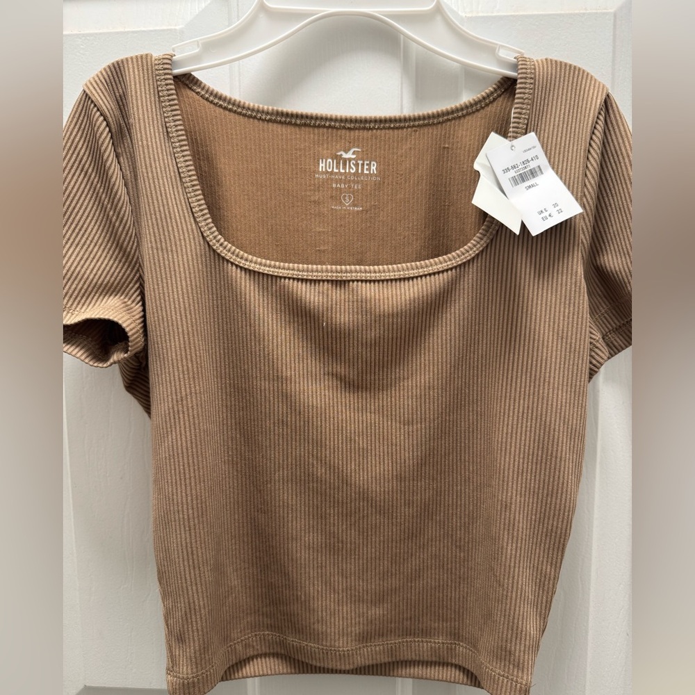 HollisterTan Ribbed Baby Tee Top NWT